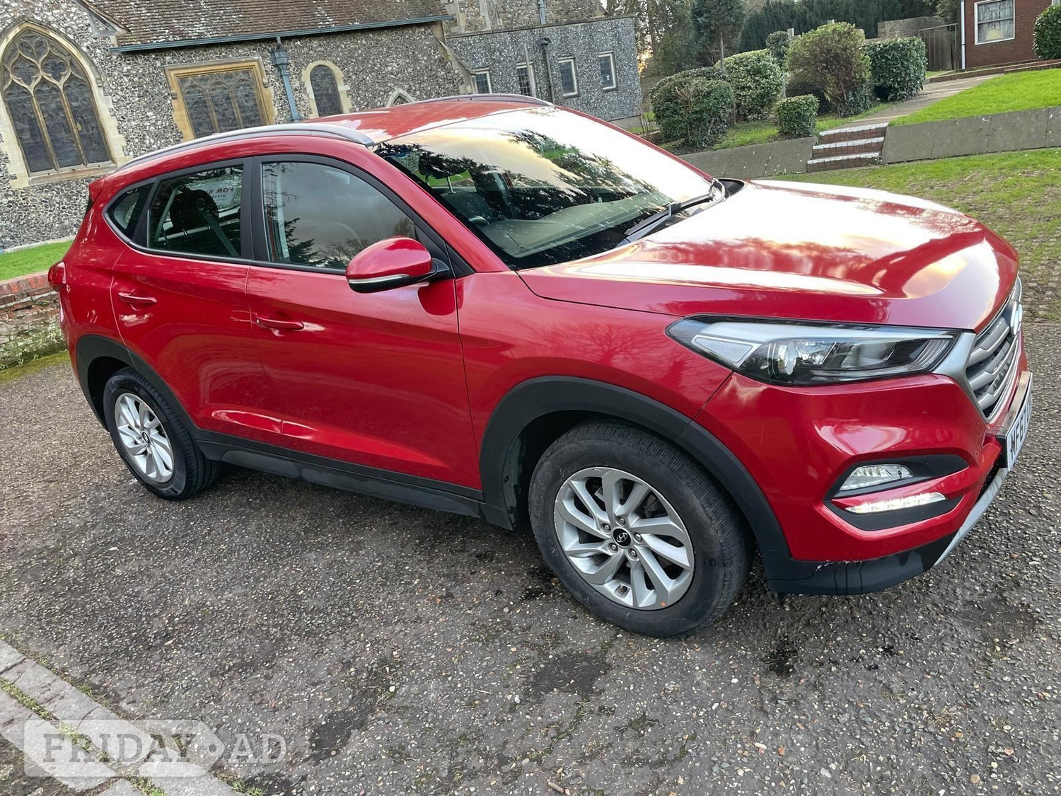 Hyundai Tucson 2017 - Cars in Slough