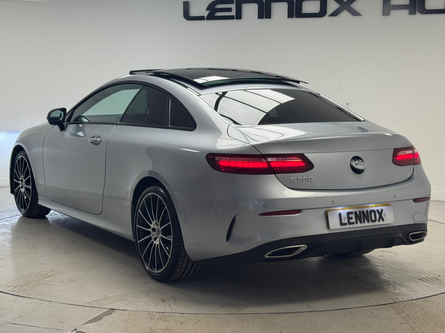 Mercedes-Benz E Class 2021 - Cars in Brent