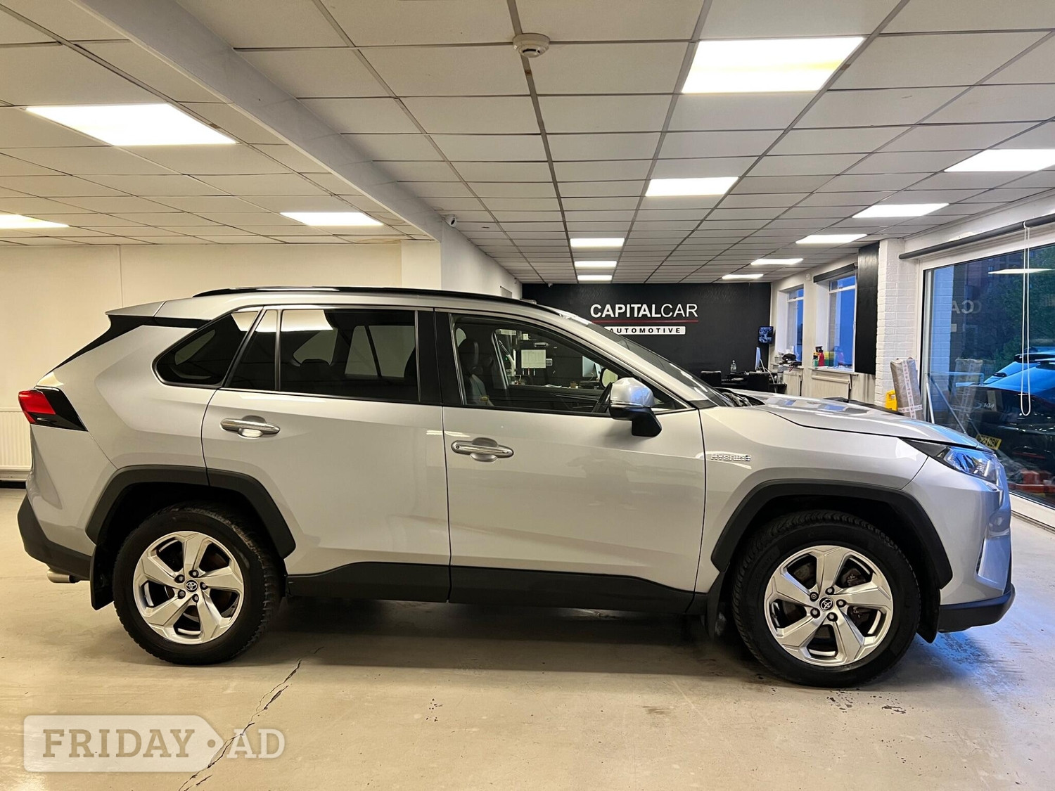 Toyota RAV4 2019 - Cars in Stroud