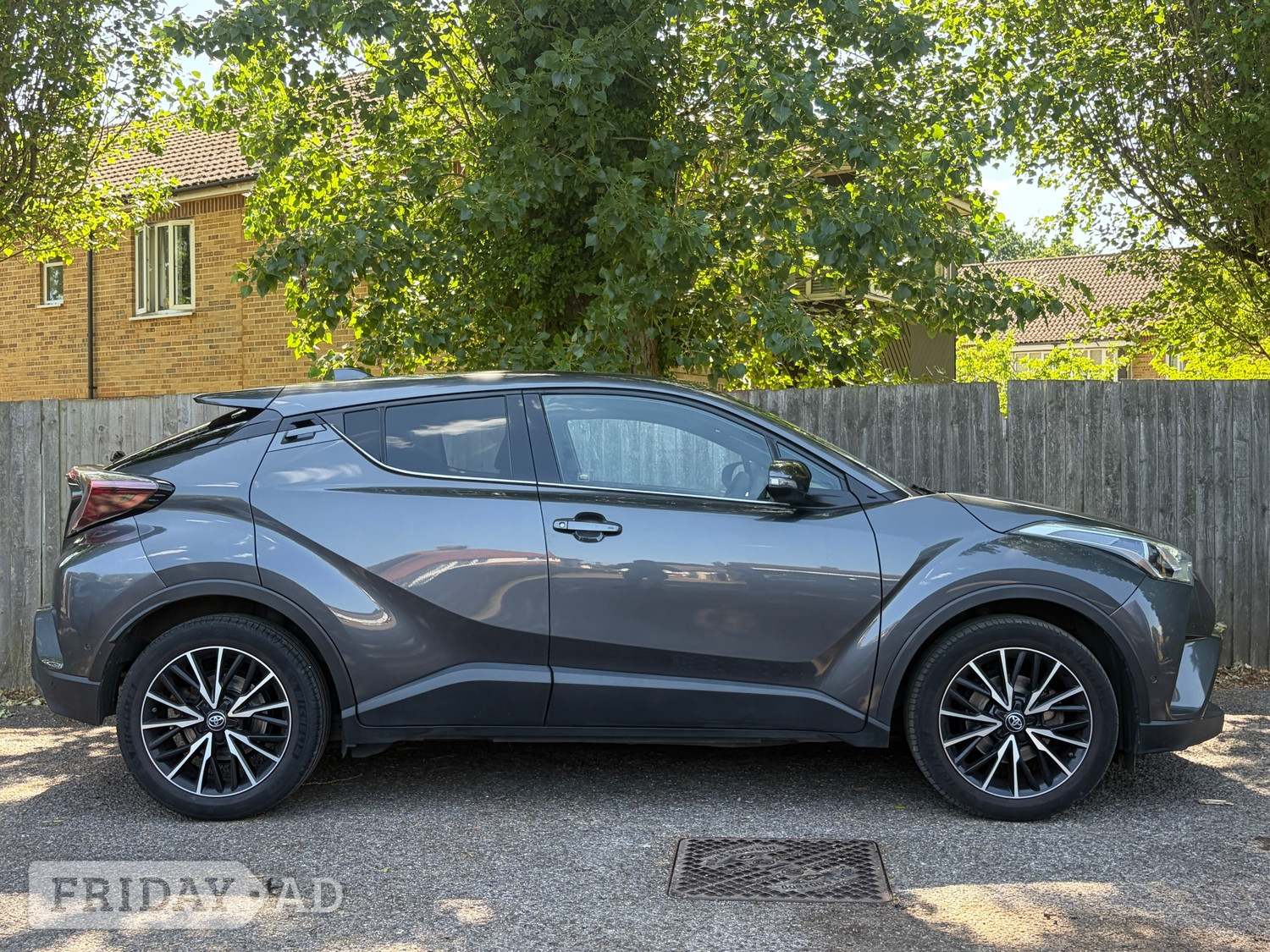 [ berth ]Toyota C-HR