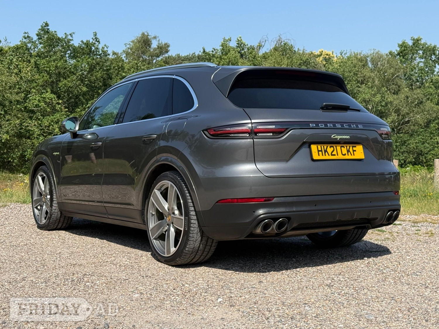 Porsche Cayenne 2021 - Cars
