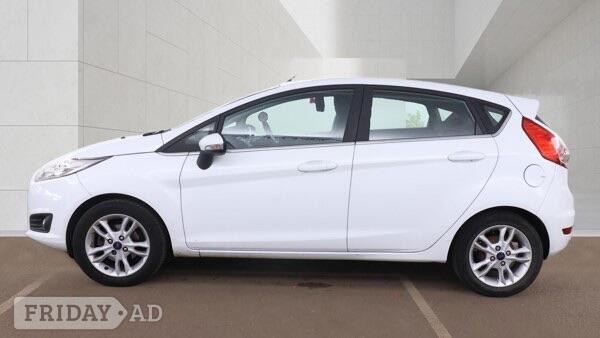 Ford Fiesta 2015 - Cars