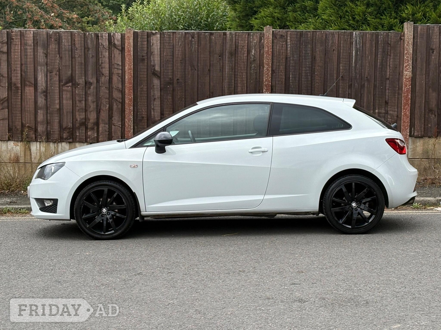 SEAT Ibiza 2015 - Cars