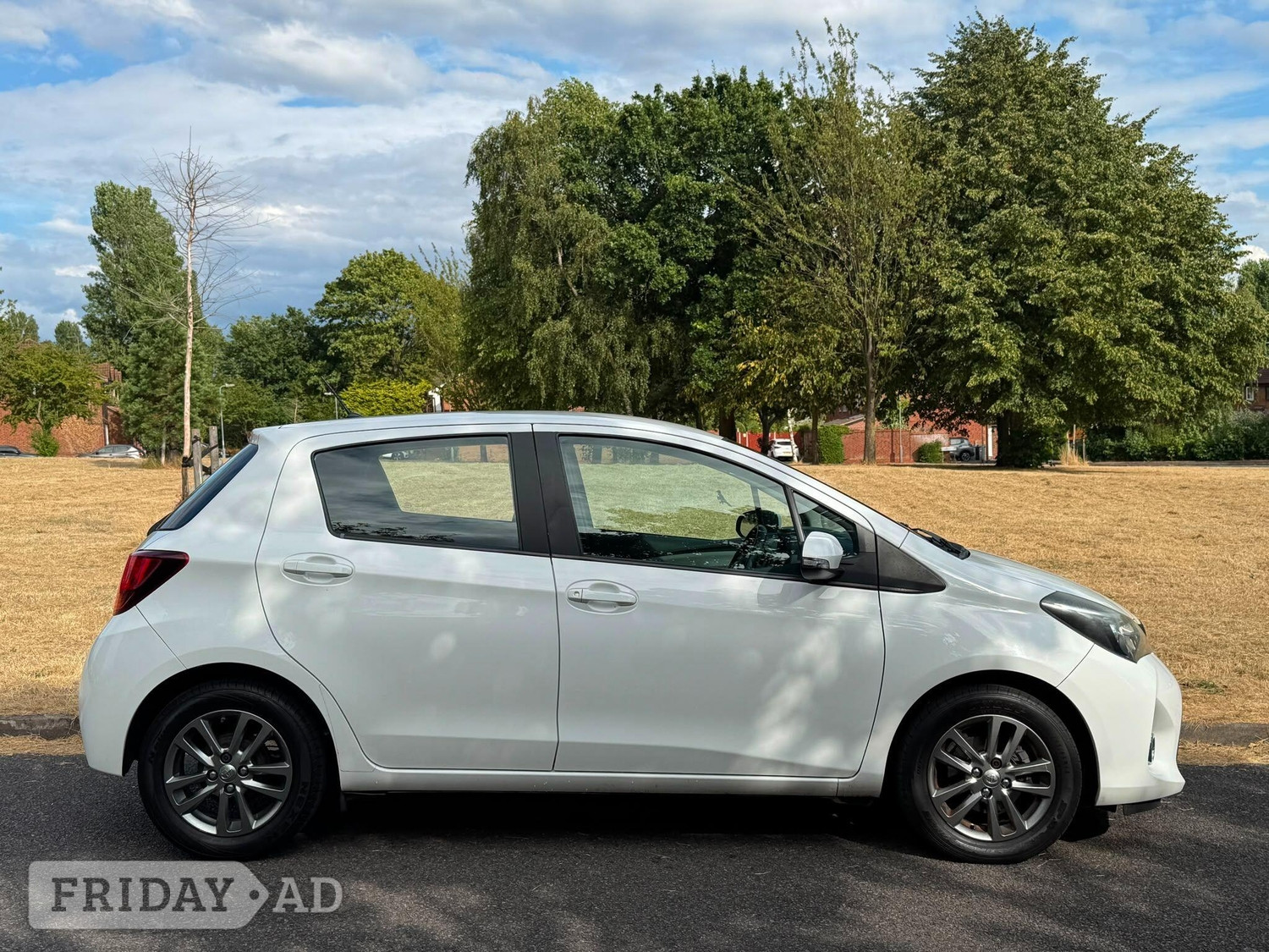 Toyota Yaris 2015 - Cars in Birmingham