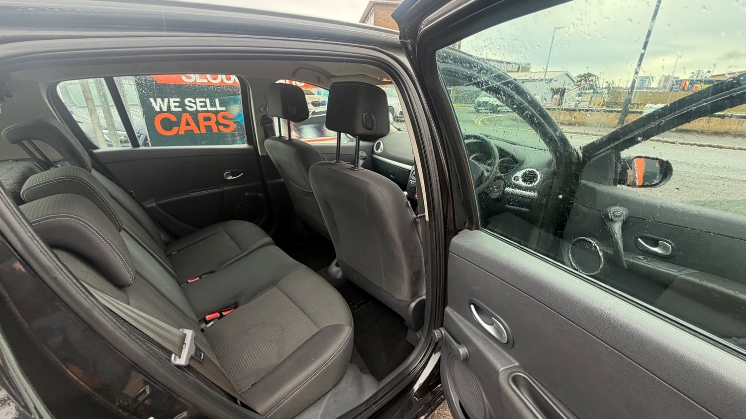 Renault Clio 2009 - Cars