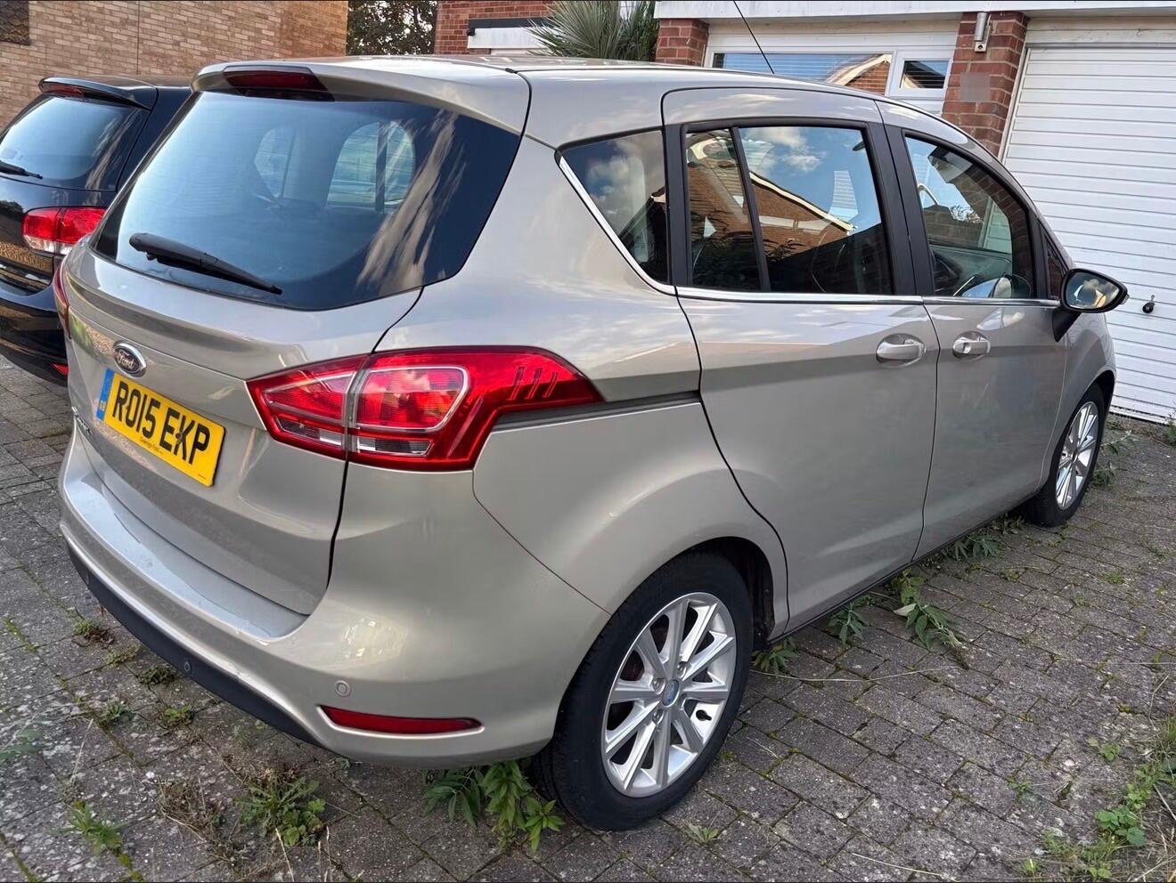 Ford B-MAX Ealing