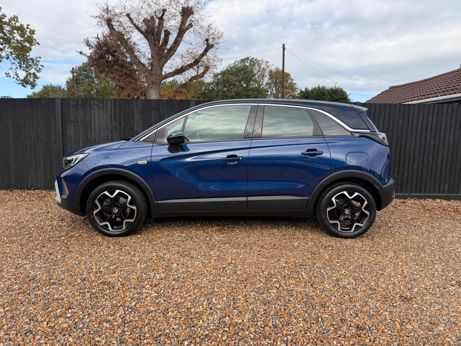 [ berth ]Vauxhall Crossland