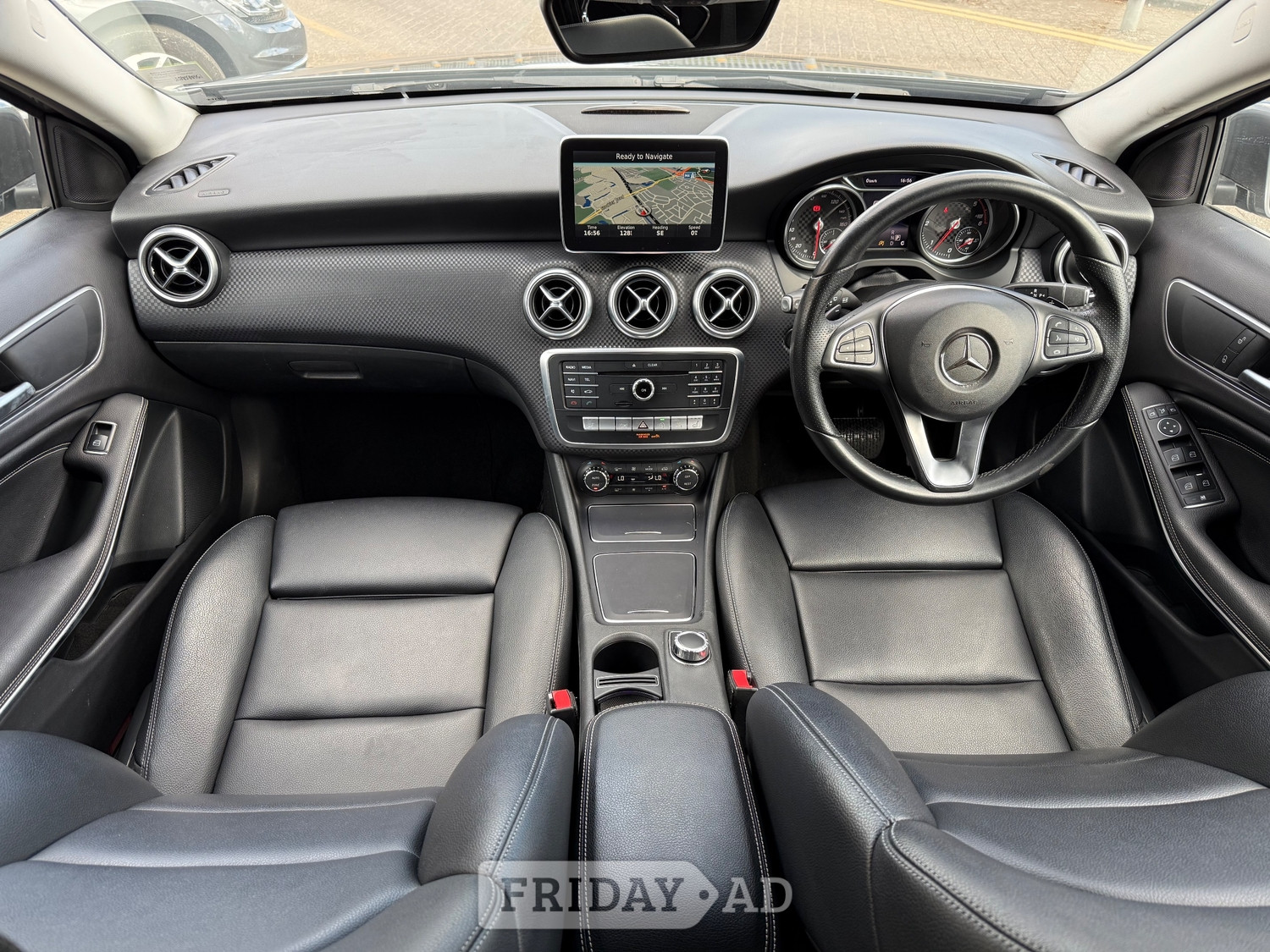 [ berth ]Mercedes-Benz A Class