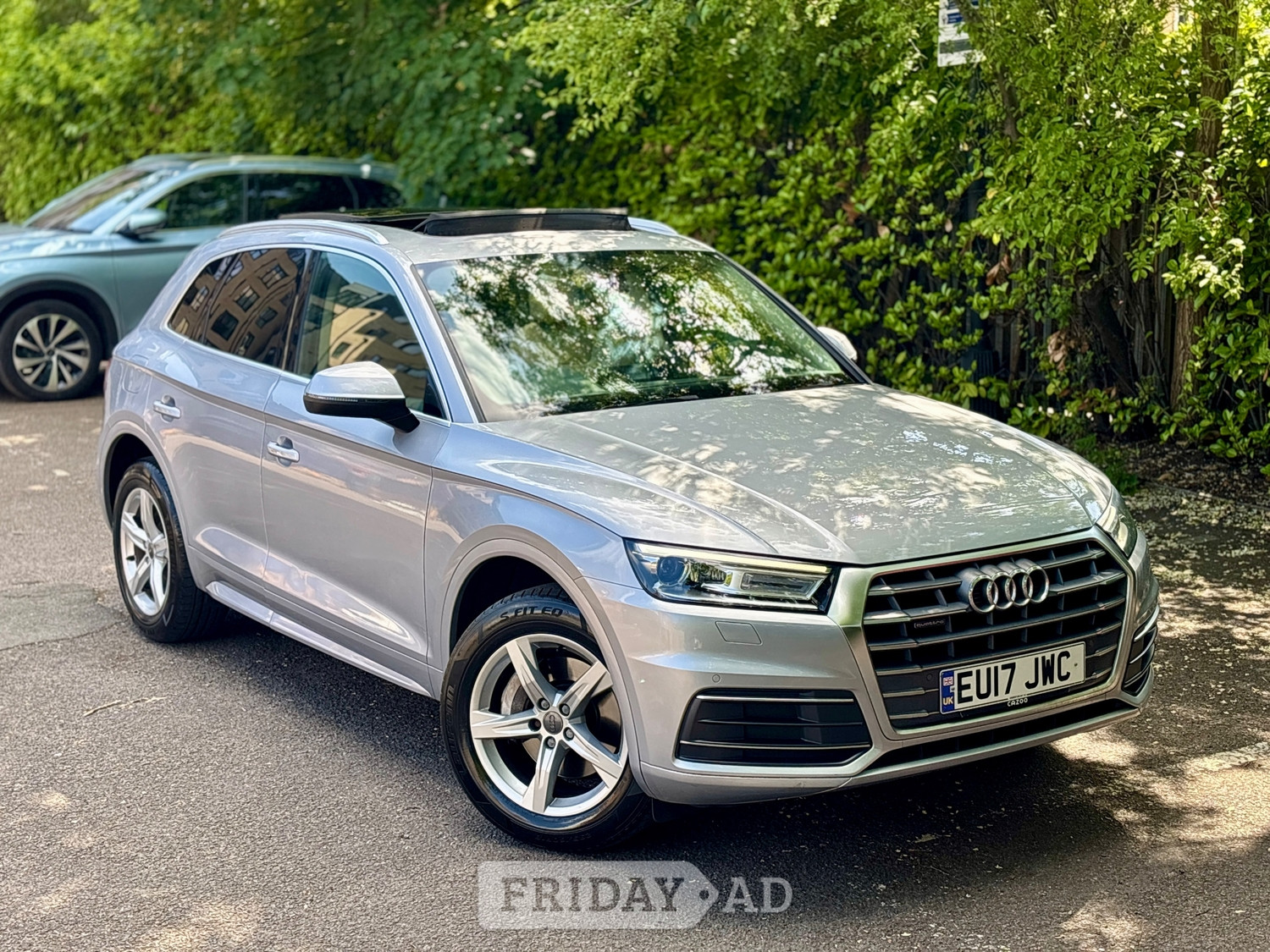 Audi Q5 2017 in Slough