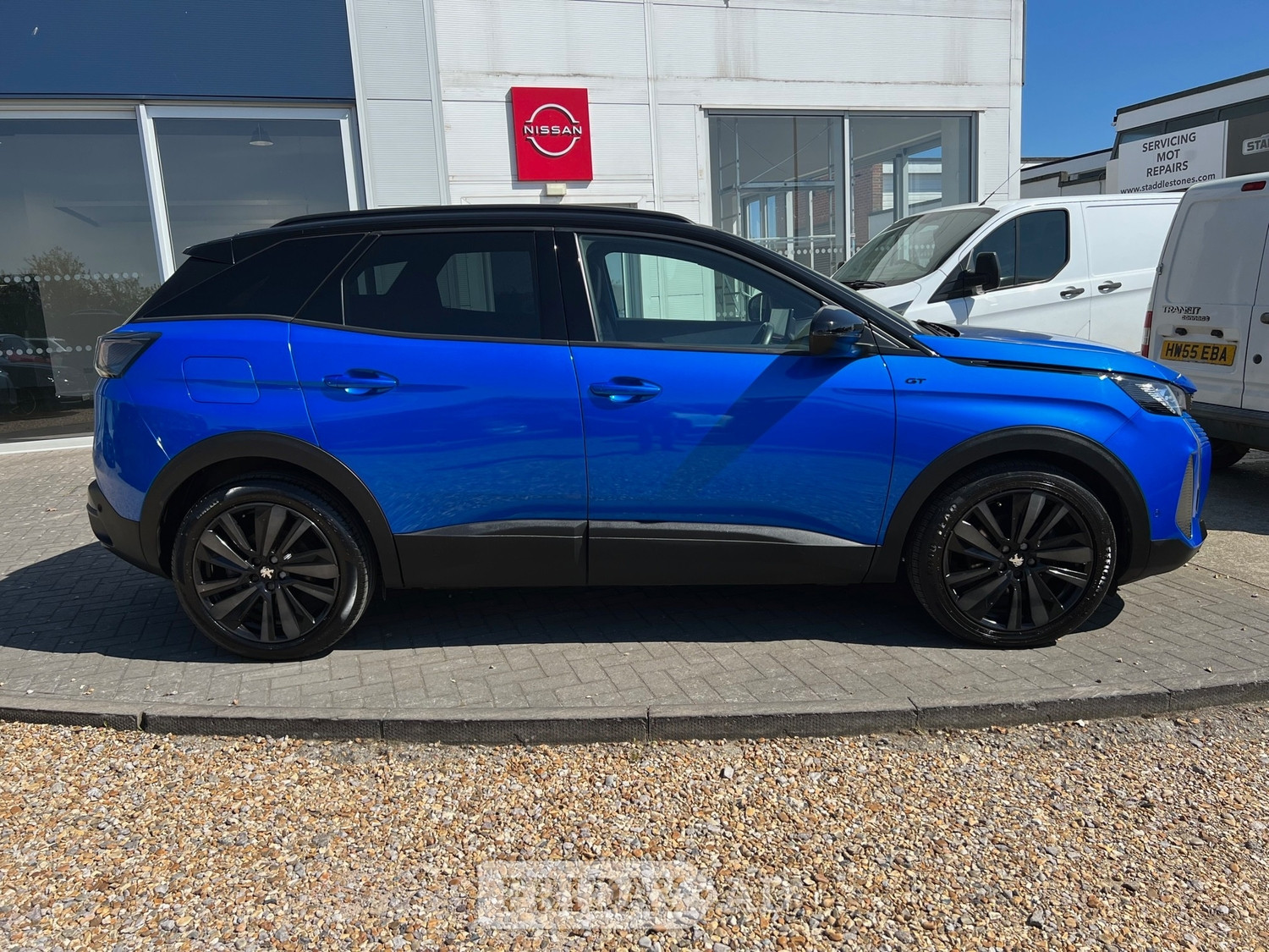 [ berth ]Peugeot 3008