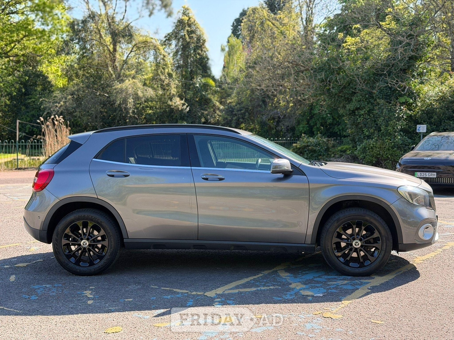 [ berth ]Mercedes-Benz GLA