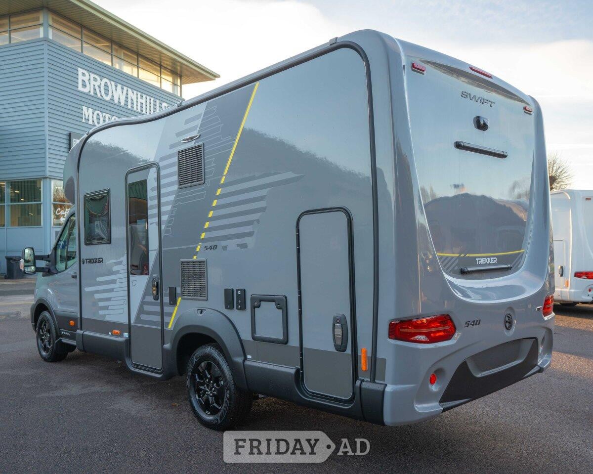 [4 berth ]Swift Trekker 540