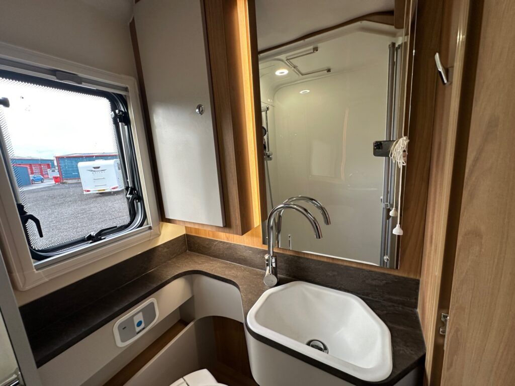 Bailey Autograph 81-6 2023 for sale - Motorhomes & Caravans in Llanelli