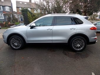 Porsche Cayenne 2016