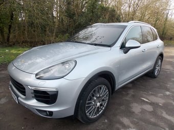 Porsche Cayenne 2016