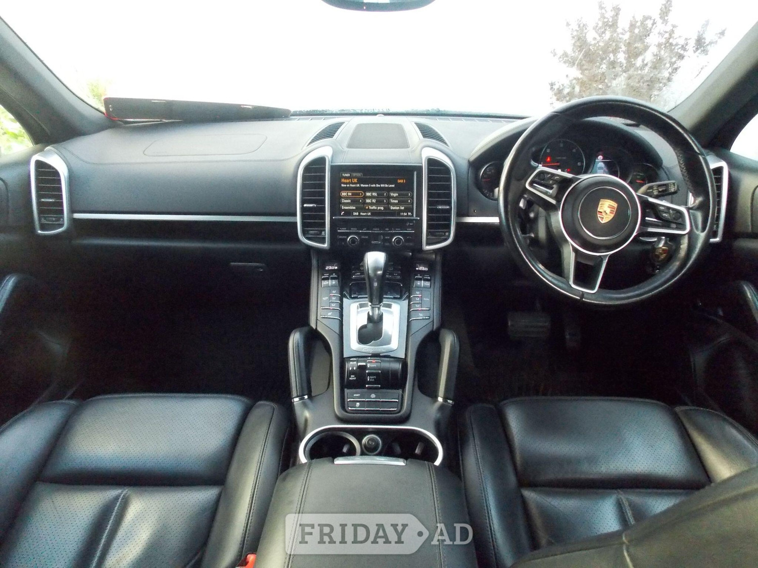 [ berth ]Porsche Cayenne