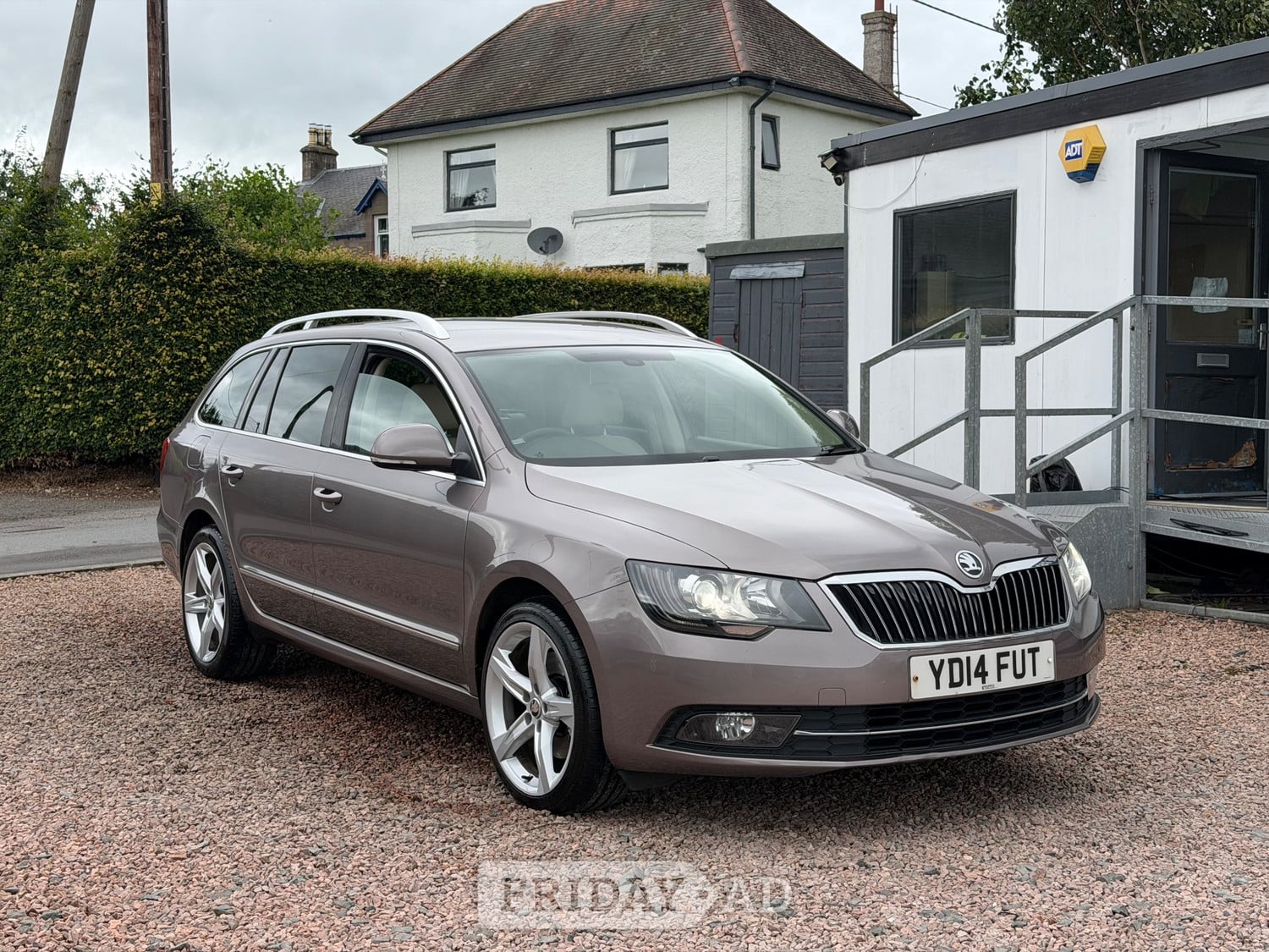 [ berth ]Skoda Superb