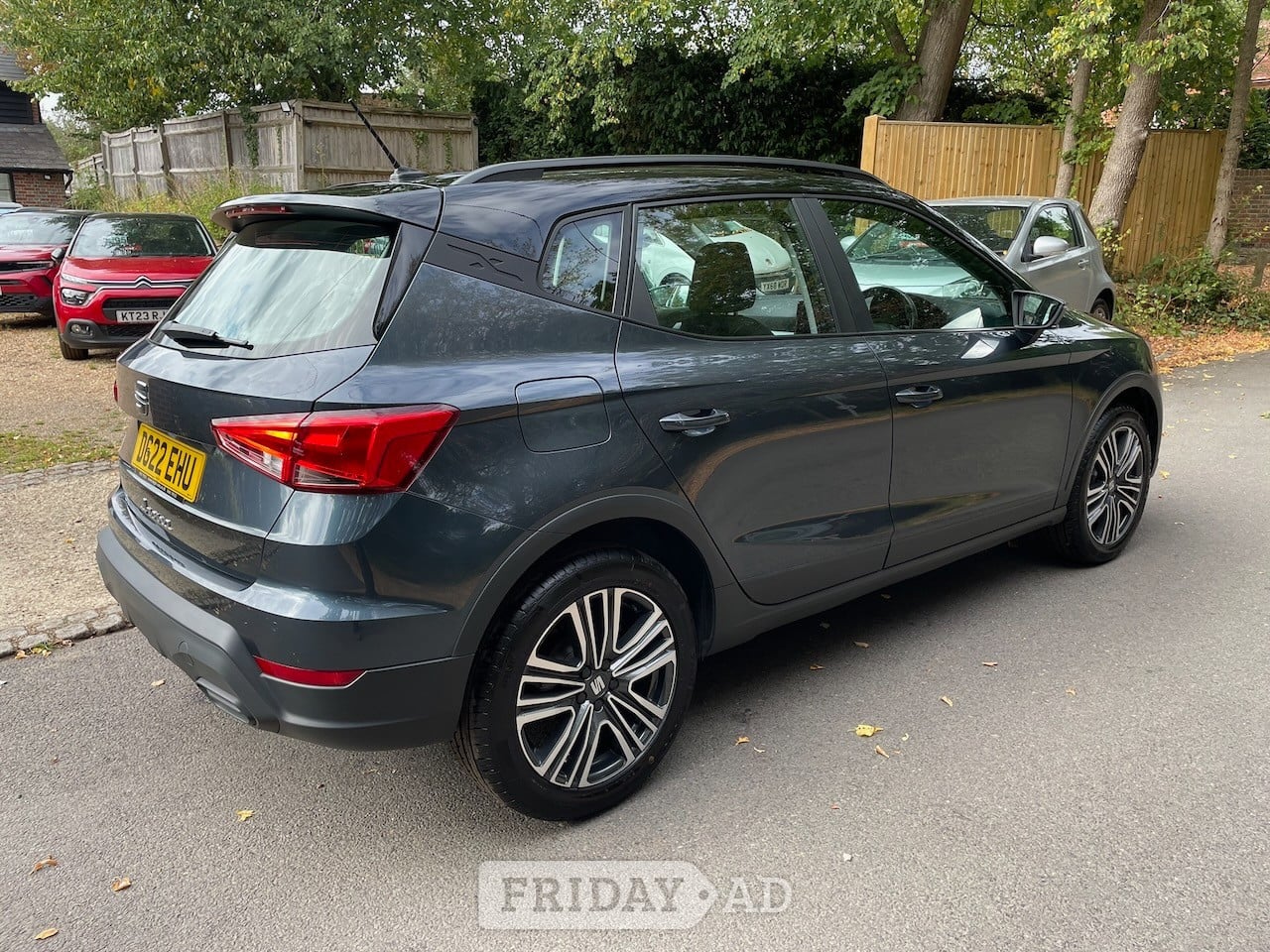 [ berth ]SEAT Arona