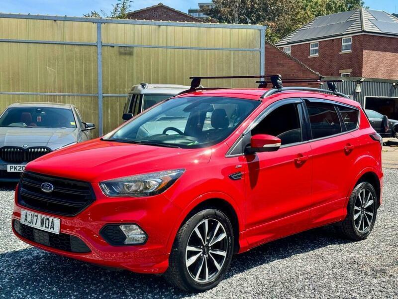 Ford Kuga 2017 - Cars in Bedford