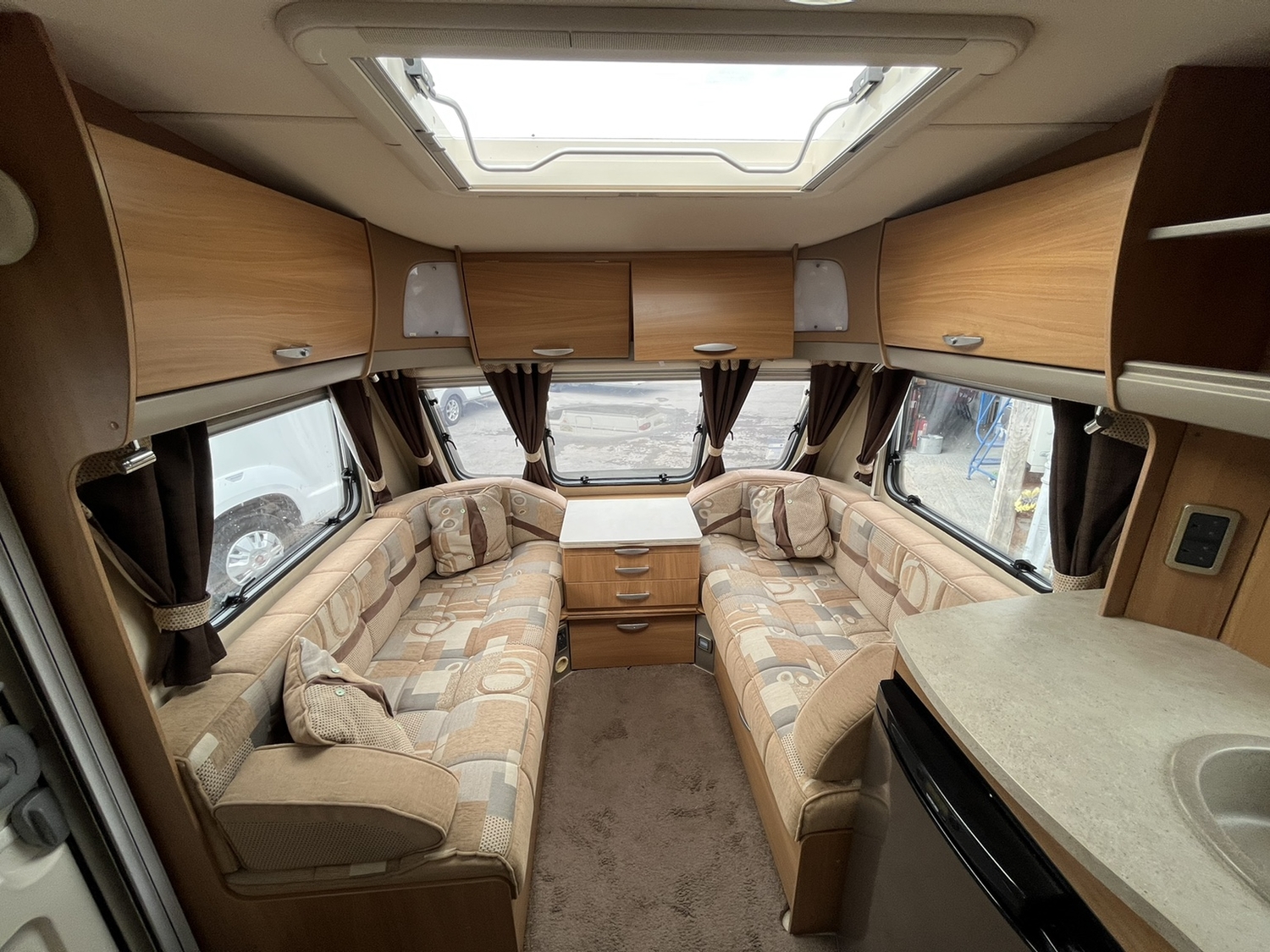 Swift Safari 2011 - Motorhomes & Caravans