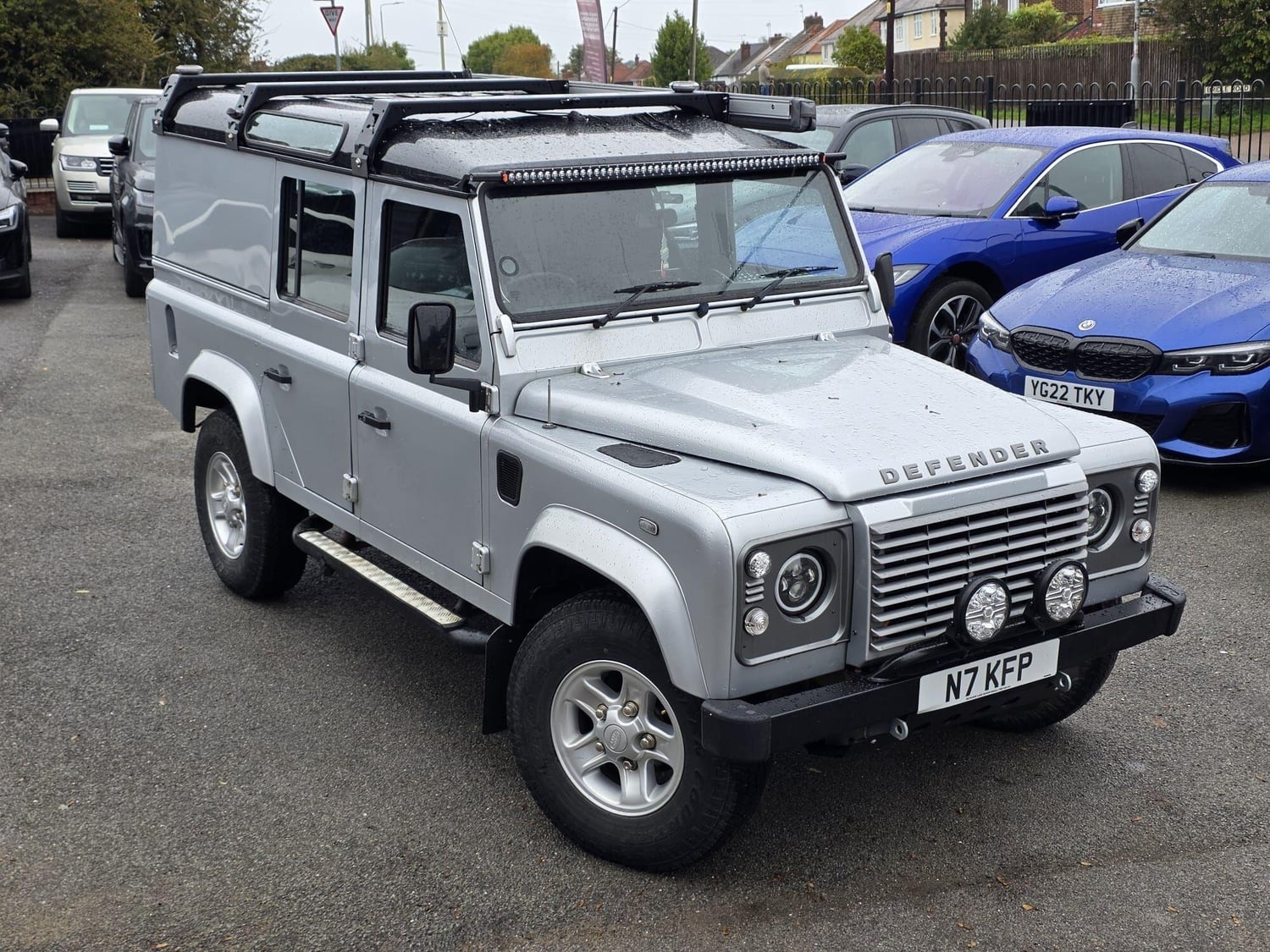 [ berth ]Land Rover Defender 110