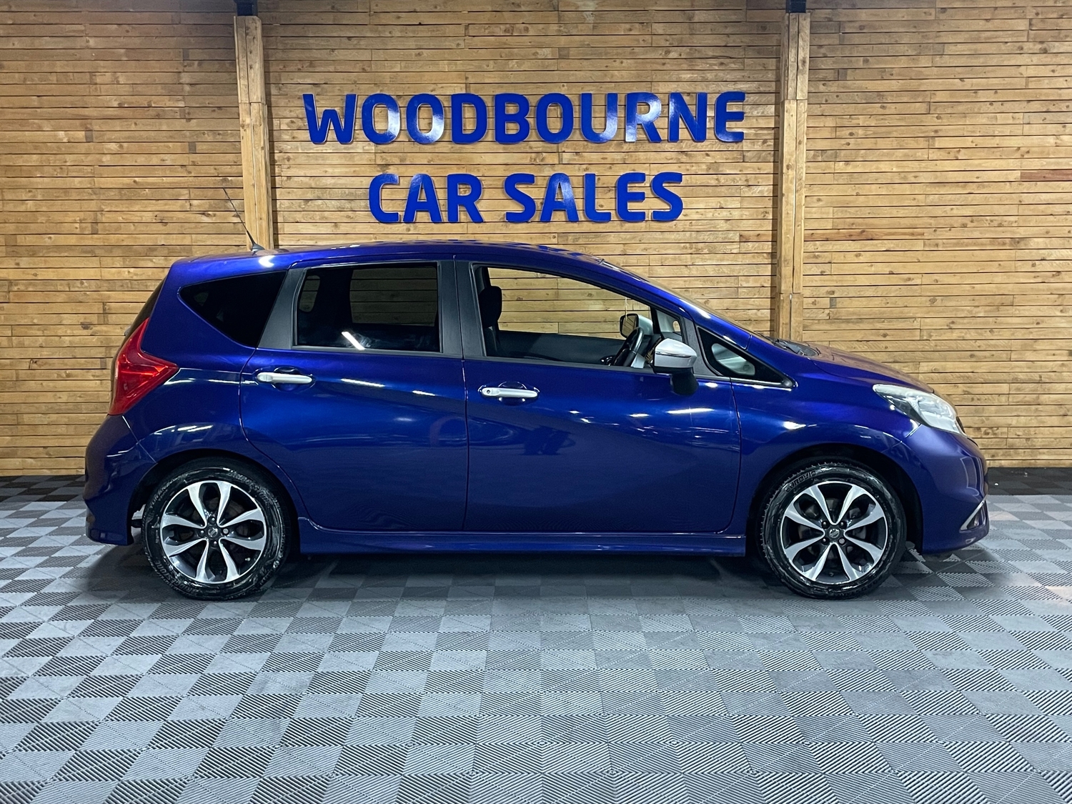 Nissan Note 2015 - Cars