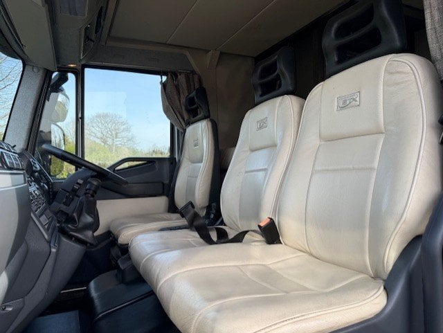Stephex  Iveco Horsebox - Trailers & Horseboxes
