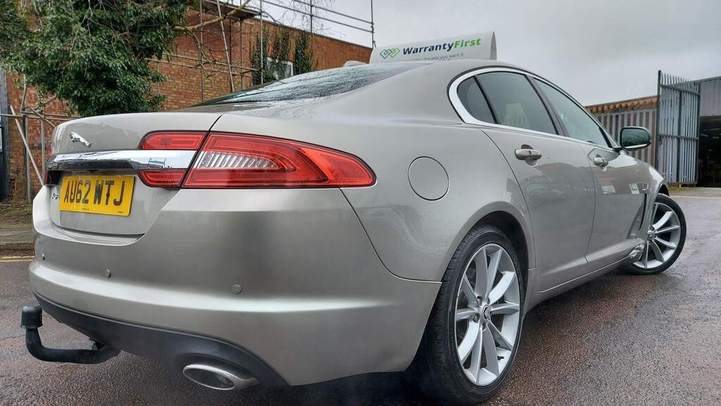 [ berth ]Jaguar XF