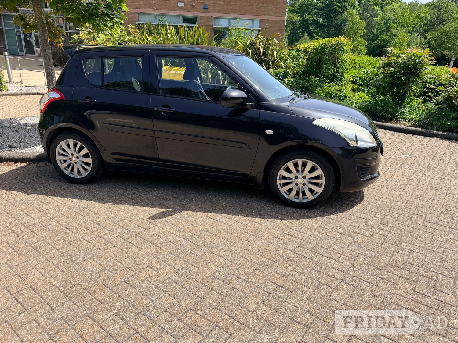 Suzuki Swift 2011 - Cars