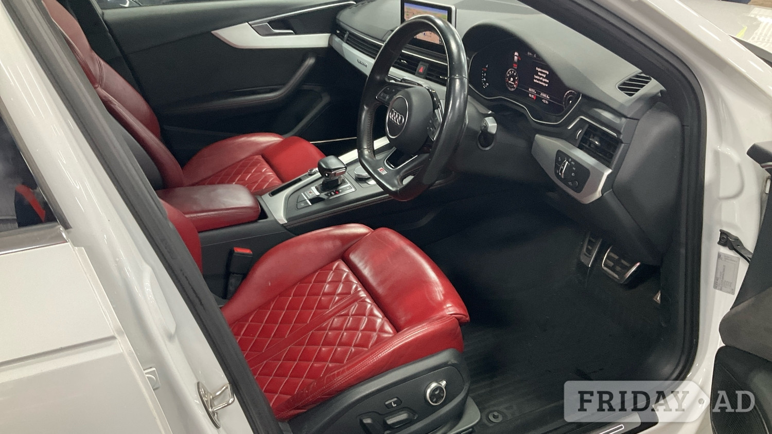[ berth ]Audi S4