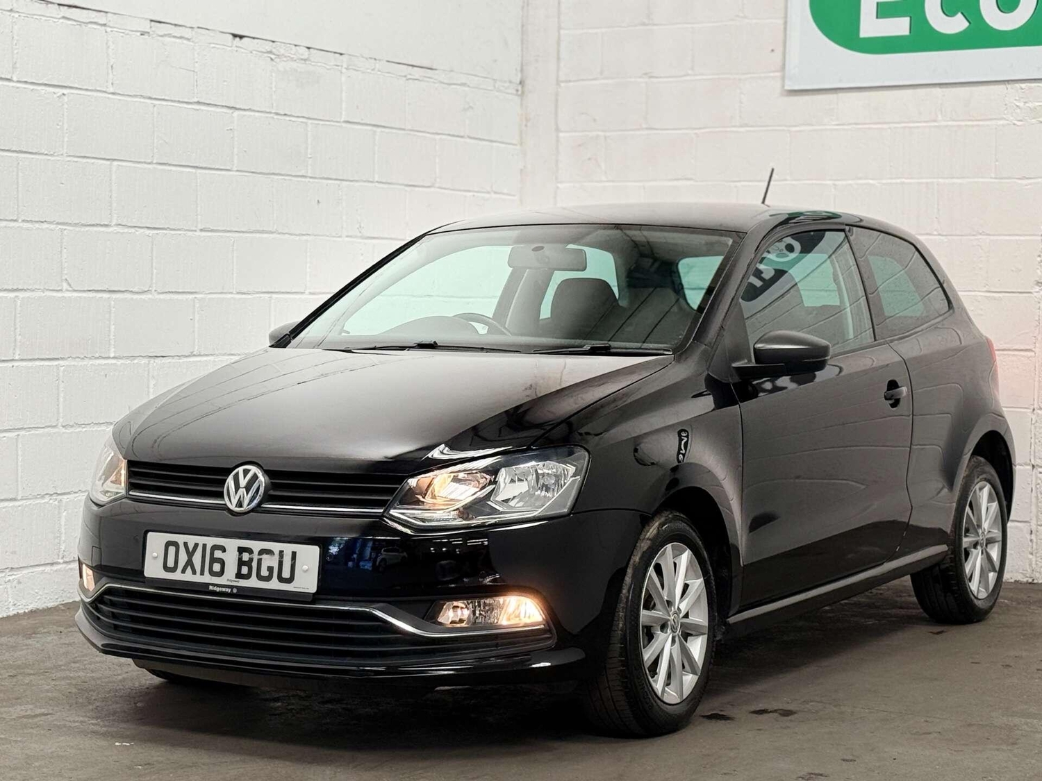 Volkswagen Polo 2016 - Cars in Uxbridge