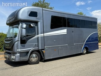 LF Horseboxes Luxury build Model Iveco Eurocargo 75E16 Horsebox