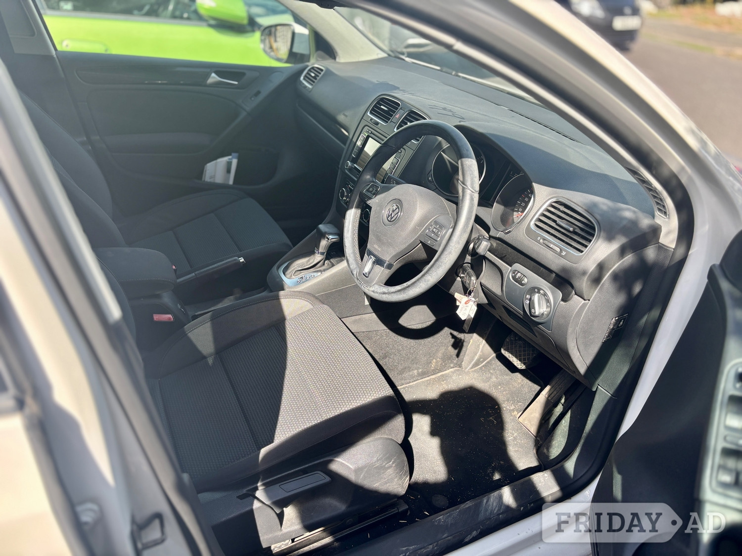 Volkswagen Golf Slough
