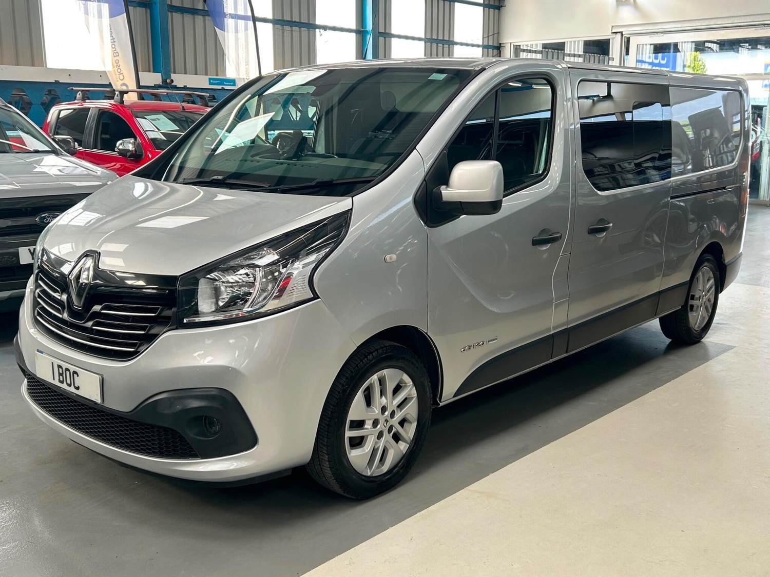 [ berth ]Renault Trafic