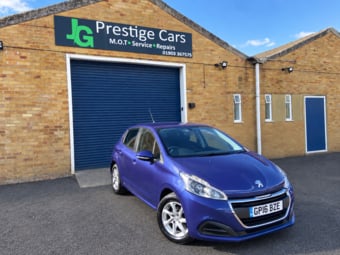 Peugeot 208 2016