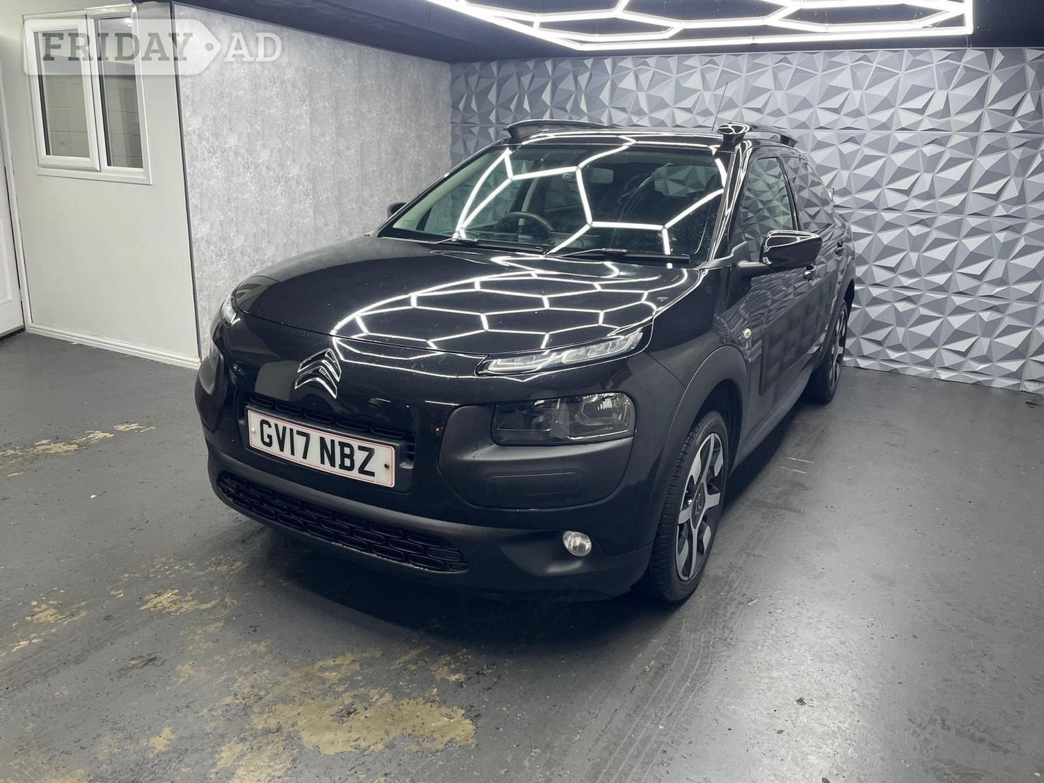 [ berth ]Citroen C4 Cactus
