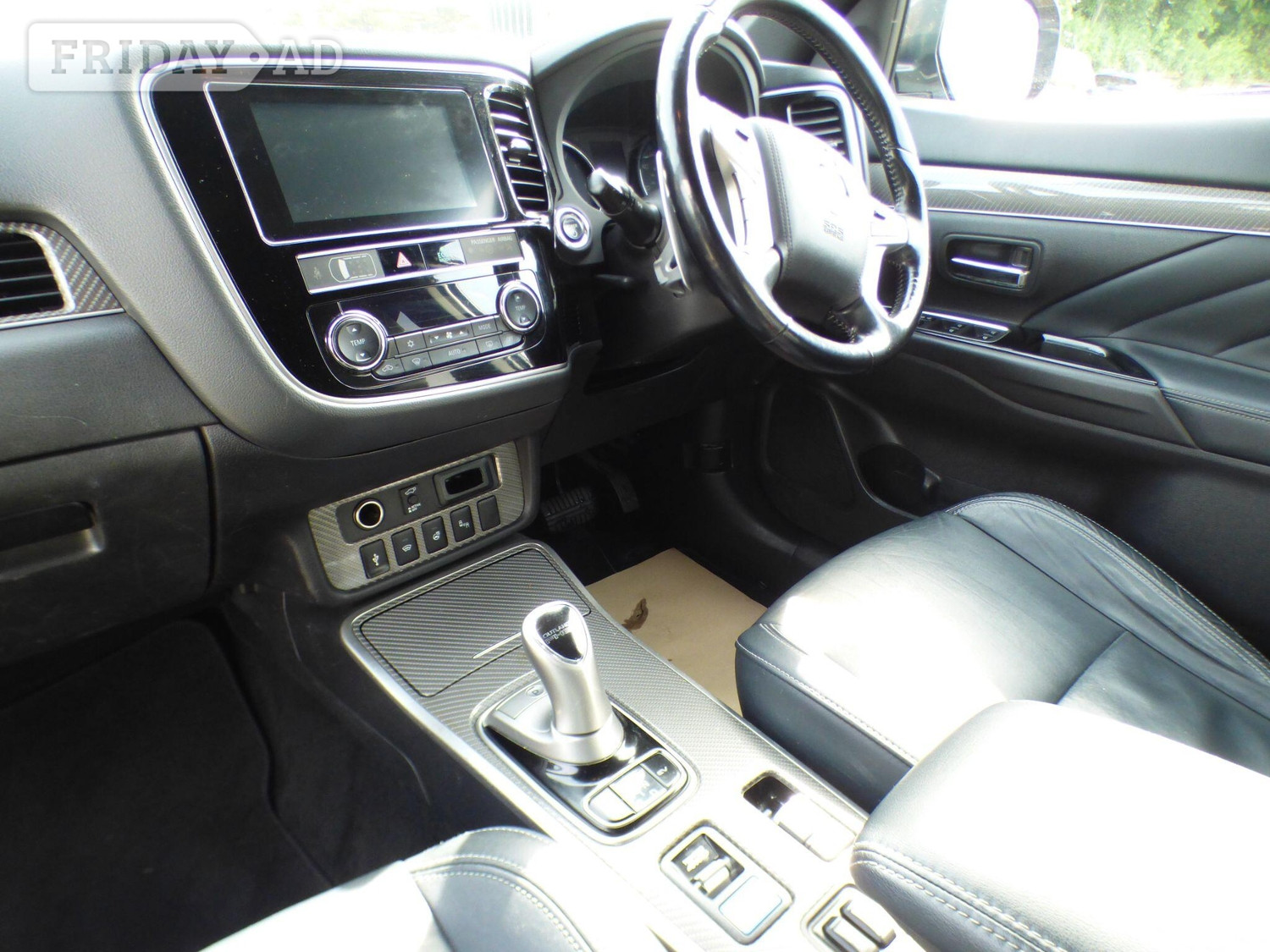 [ berth ]Mitsubishi Outlander