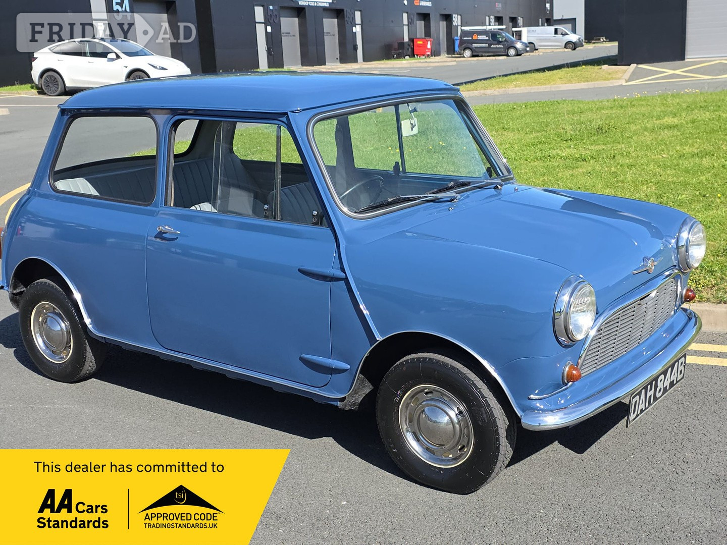 Morris Mini 1964 in Market Drayton