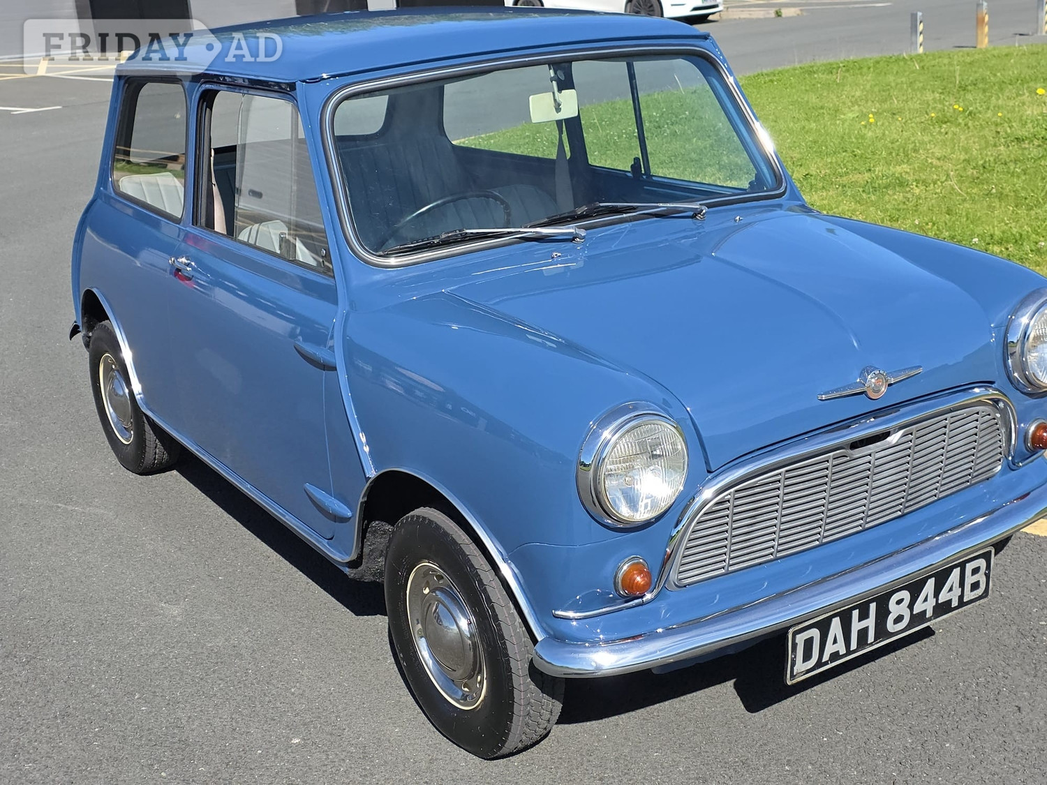 Morris Mini 1964 - Cars in Market Drayton