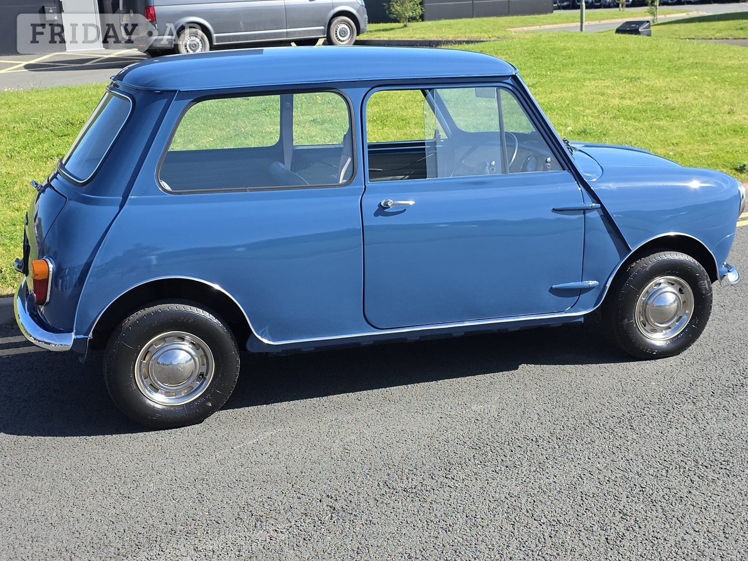 [ berth ]Morris Mini