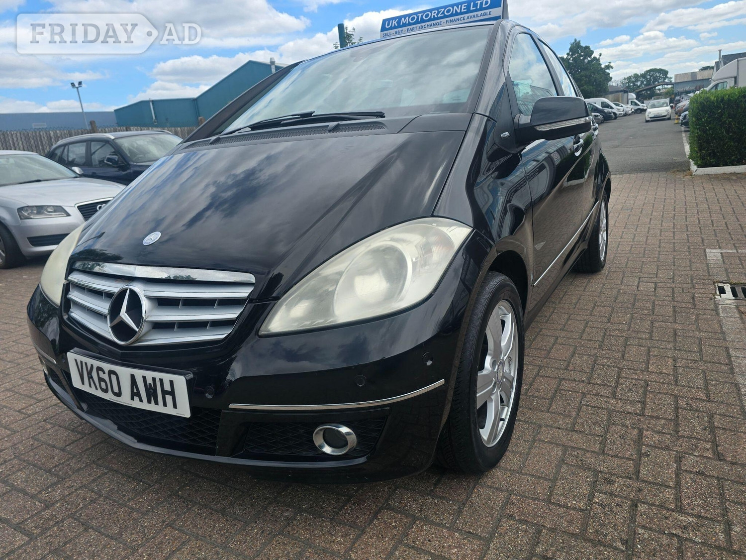 [ berth ]Mercedes-Benz A Class