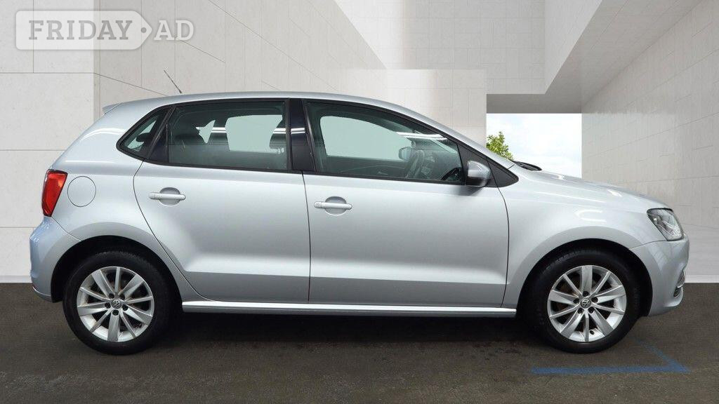 Volkswagen Polo 2014 - Cars in Ongar