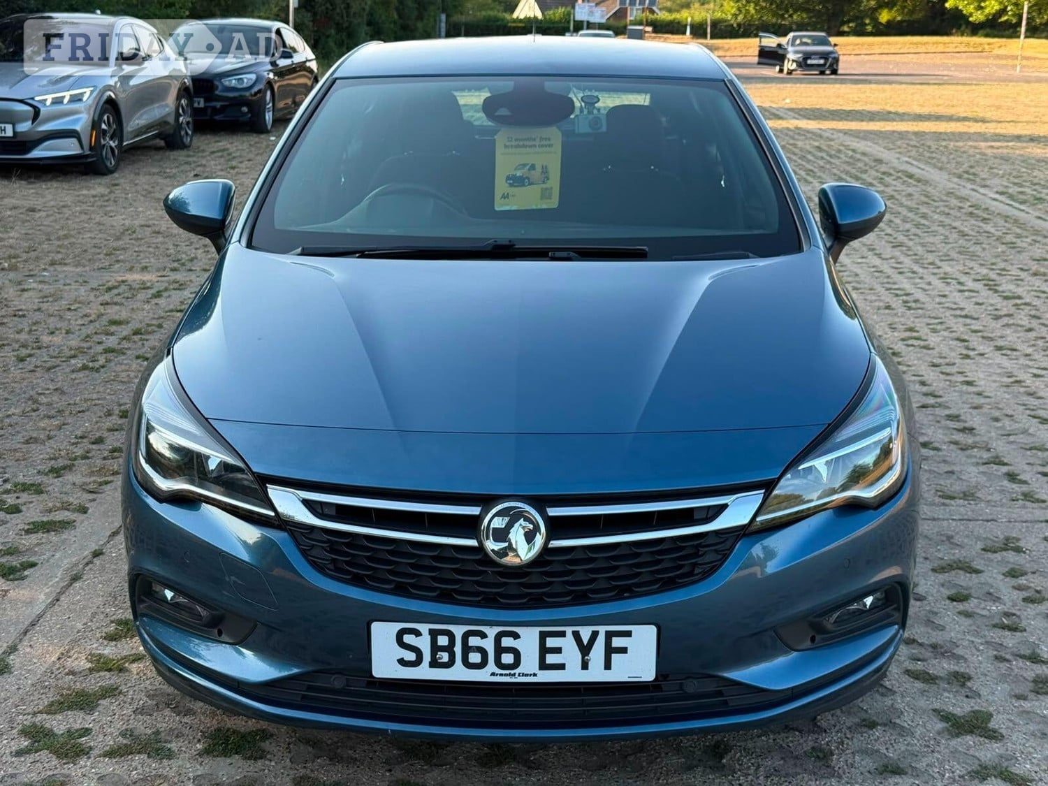 [ berth ]Vauxhall Astra