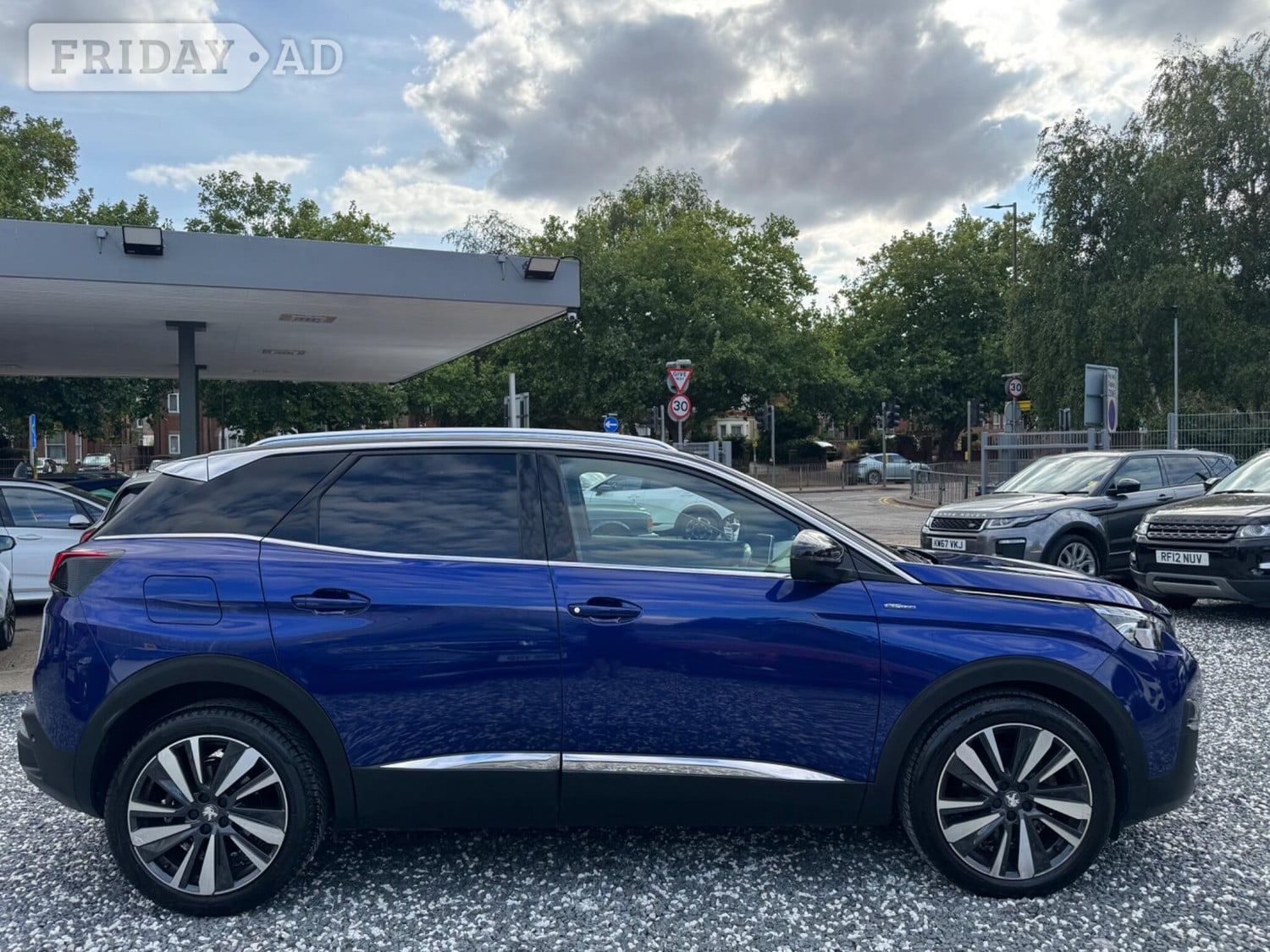 Peugeot 3008 2020 - Cars in Bedford