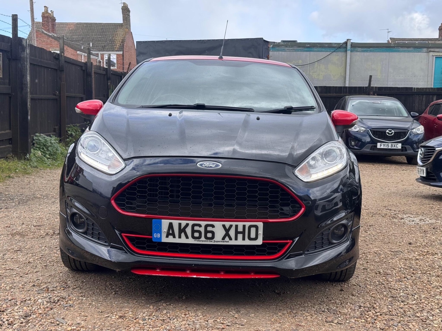 [ berth ]Ford Fiesta