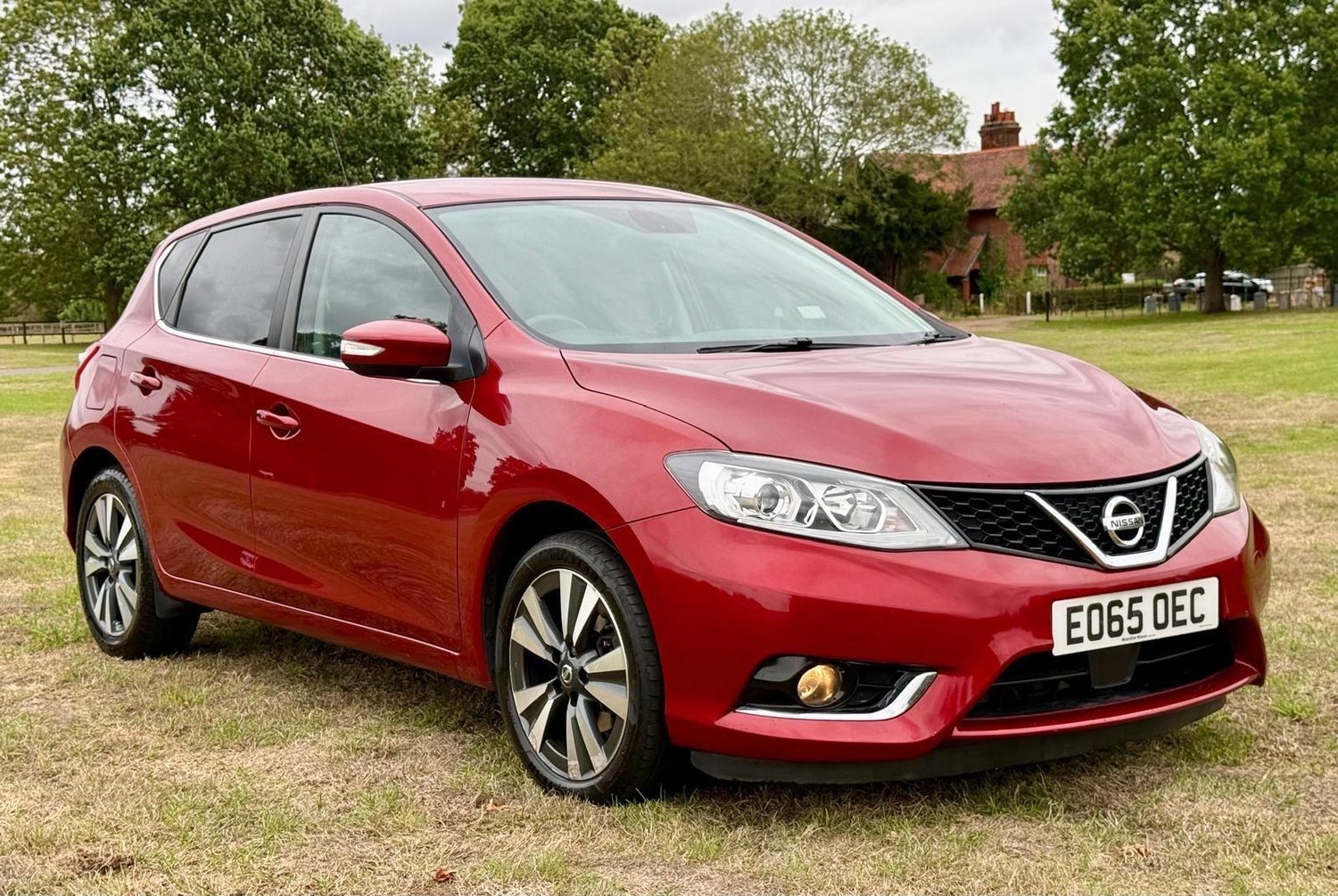 Nissan Pulsar 2015 - Cars