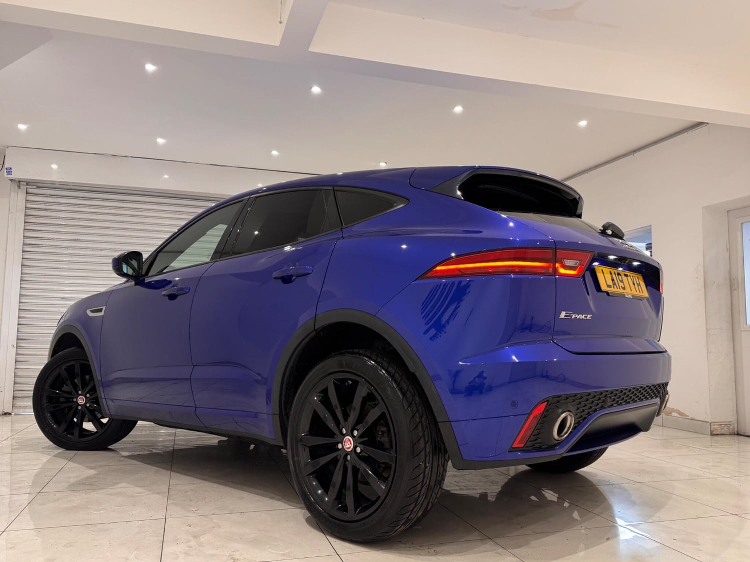 Jaguar E-Pace 2019 - Cars