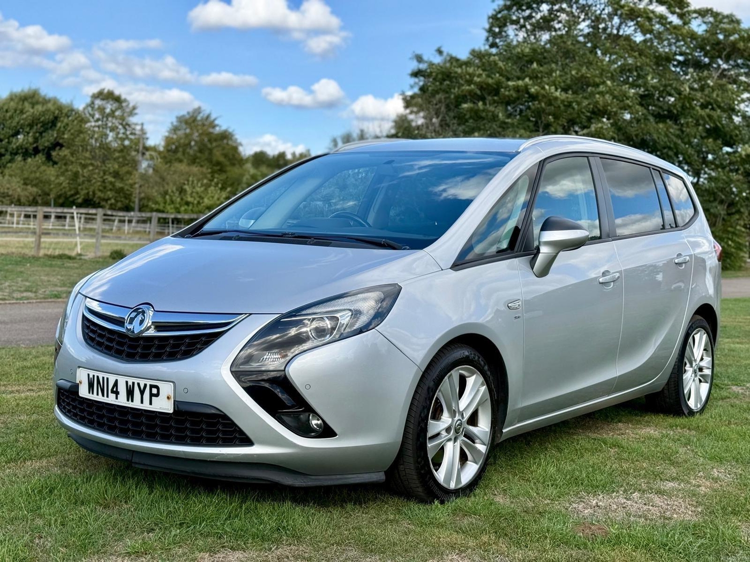 Vauxhall Zafira Tourer Bedford