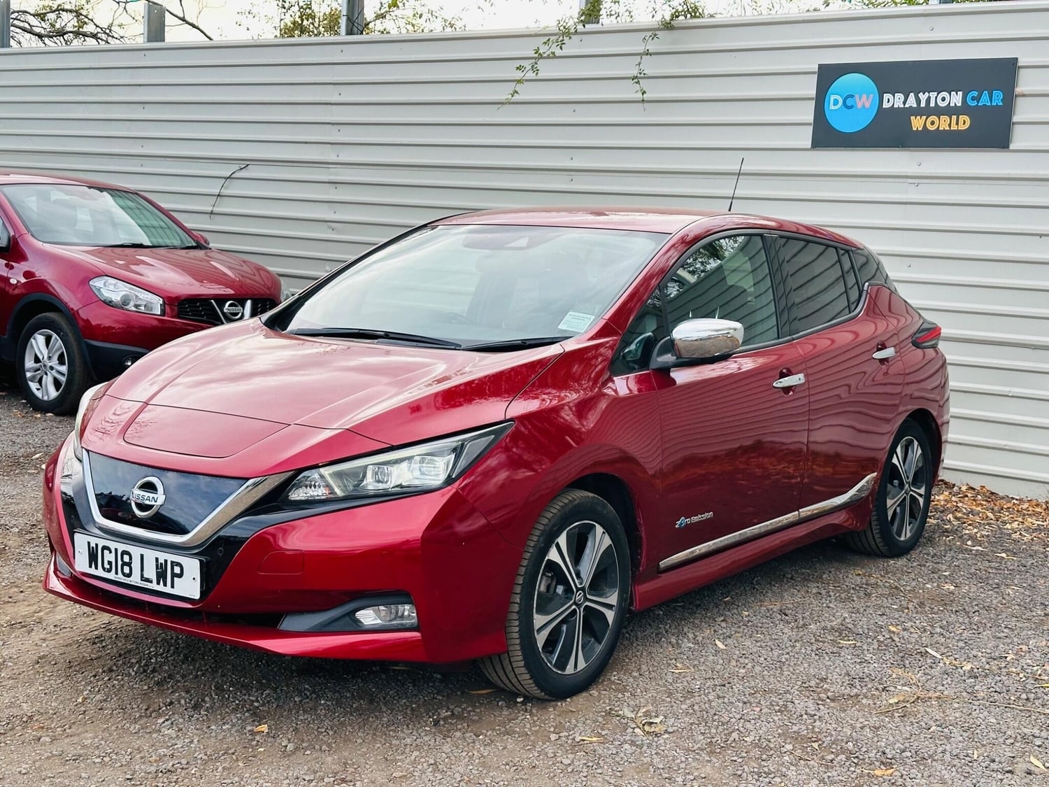 [ berth ]Nissan LEAF