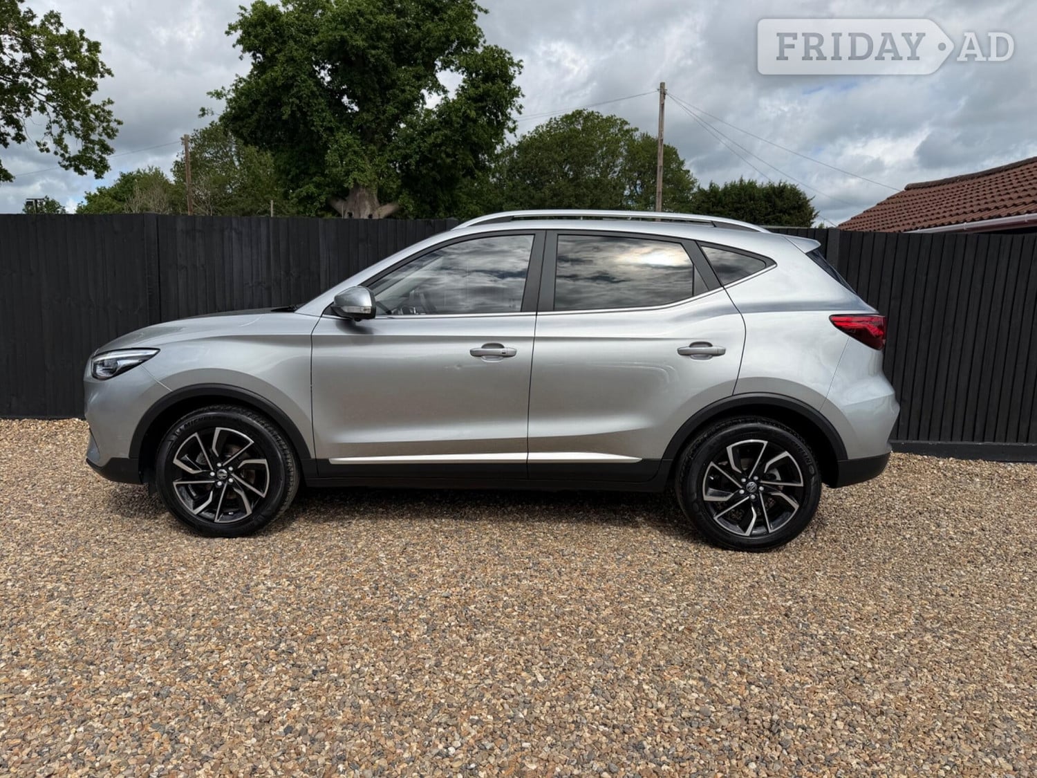 [ berth ]MG ZS